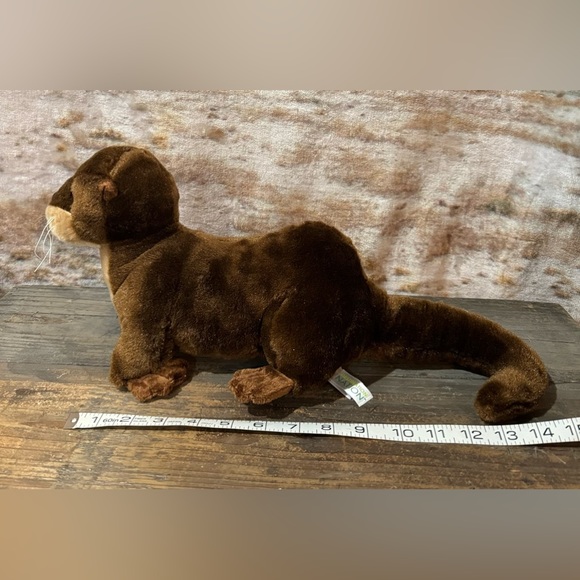 Destination Nation River Otter Stuffed Animal - Picture 7 of 7